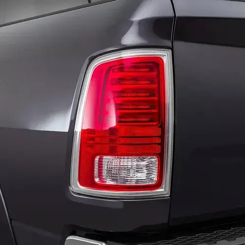 Faro Trasero Led Dodge Ram 1500 2500 3500 2013/2018 Premium Izquierdo/conductor