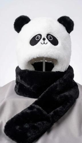 Gorro Peludo De Invierno De Animales, Orejeras Con Bufanda Blanco Y Negro Un Oso Panda 3