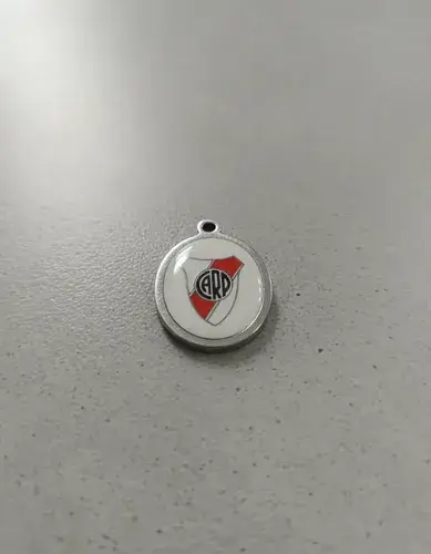 Dijes De Equipos De Fútbol Varios Modelos Metal Colgantes River Plate 3