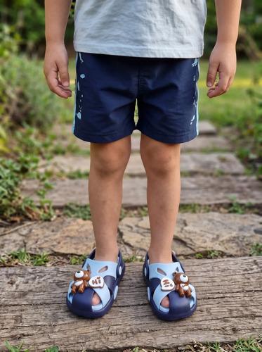 Sandalias Infantiles Verano De Goma Pin Osito Colonia Pileta Celeste Y Azul Sandalias Verano De Goma Con Pin De Osito Celeste Y Azul 24-25