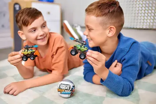 Capsula De 5 Sorpresas Monster Trucks Cambia Color 7