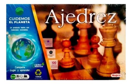 Juego De Ajedrez Cuidemos El Planeta Materiales Reciclados 2