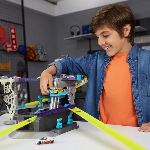 Pista Spider Strike Garage Araña Metal Machines - Zuru Multicolor 11