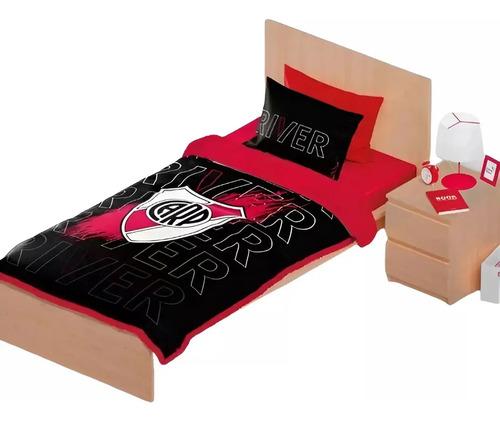 Frazada Con Corderito River Plate Flannel Doble Faz 1,5 P River 0 G Negro Y Rojo