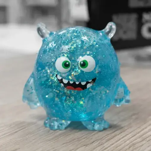 Squishy Fantasma Loco Con Brillos Antiestres Relajante Celeste